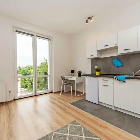 Kwatera prywatna Rent - Ul. śmidowicza 63 *