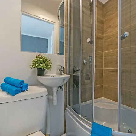 Kwatera prywatna Rent - Ul. śmidowicza 63 *