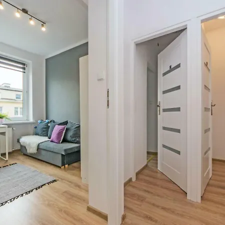 Rent - Ul. śmidowicza 63 Kwatera prywatna